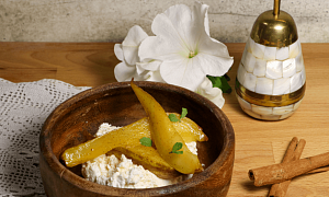 Творог с карамельной грушей Творог с карамельной грушей